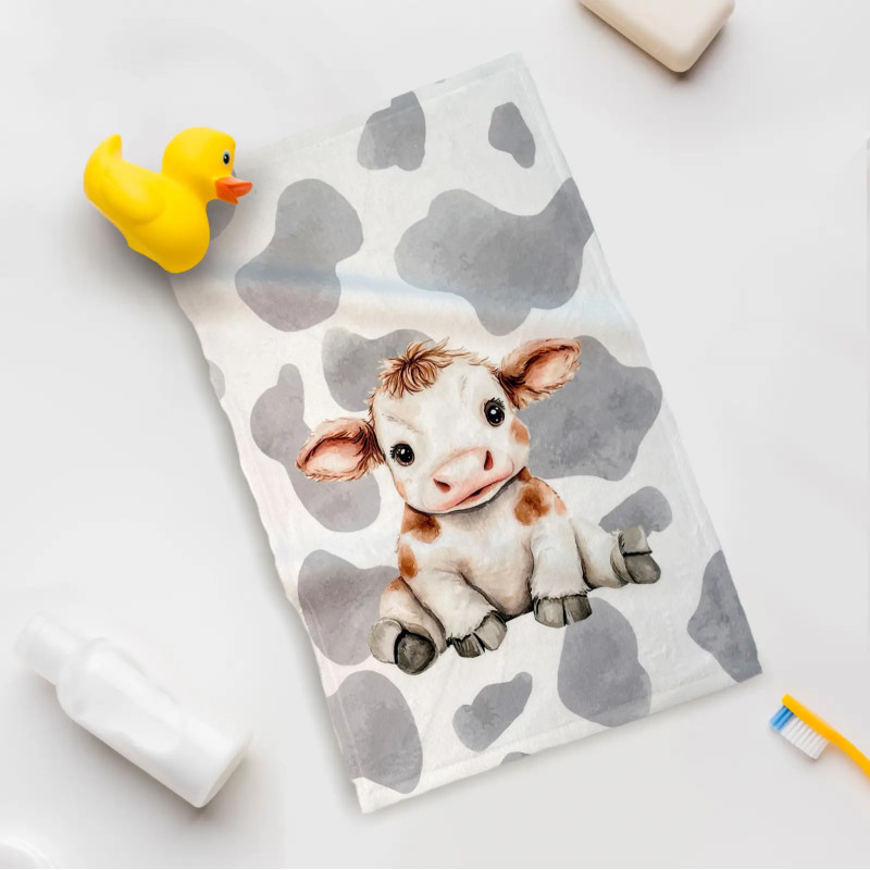 Хавлиена кърпа с шарена крава за усмихнати моменти - A Cow