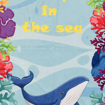 Детска плажна кърпа Whale – усмихнат кит за безгрижни плажни игри