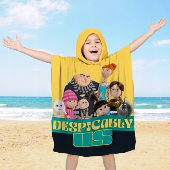 Памучно плажно пончо Despicable – стилен избор за малки почитатели на анимацията