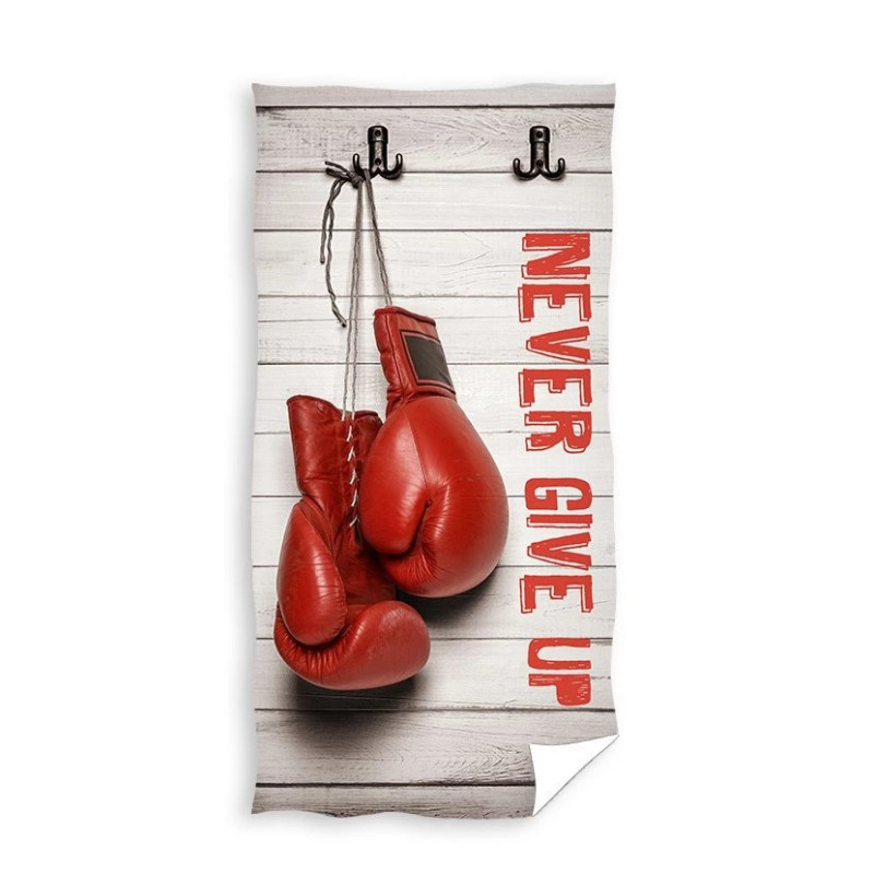 Памучна плажна кърпа Never Give Up Boxing – за спортен дух и лятно настроение